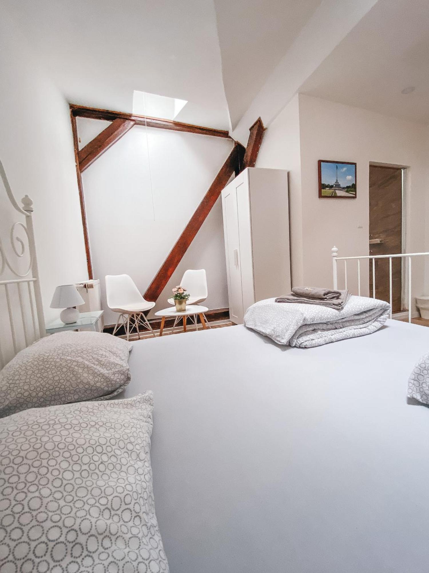 Blue Lotus Apartments براتسيلافا المظهر الخارجي الصورة